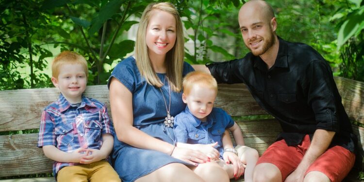 Essential Parenting Tips for Nurturing your Newborn: A Guide to Bonding and Building a Strong Foundation