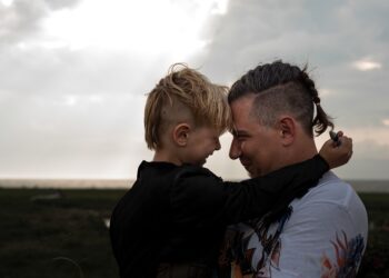 7 Genius Parenting Hacks to Make Your Life Easier