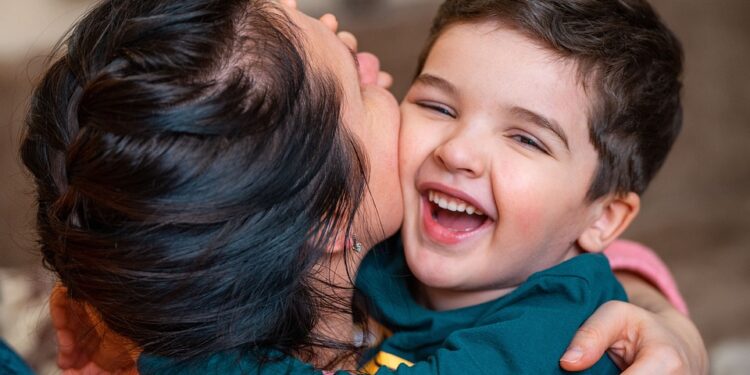 The Ultimate Guide to Navigating Parenting as a Teen: Expert Tips and Advice